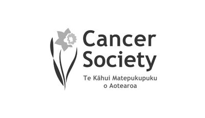 Black and white logo depicting a daffodil flower to the left with the words Cancer Society Te Kahui Matepukupuku o Aotearoa to the right