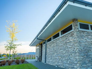 250709.DOWEB_Insights_Buying a house